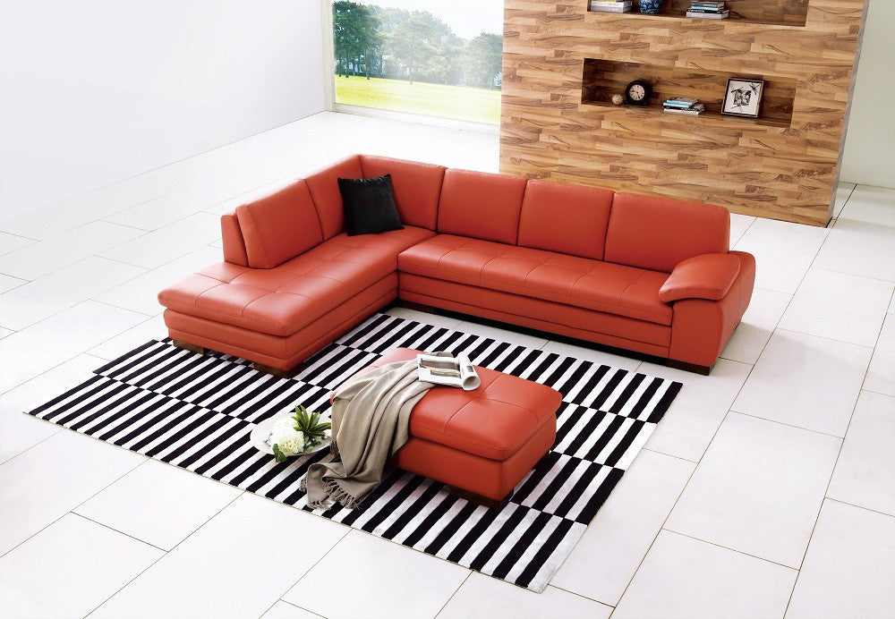 J & M 625 Leather Sectional