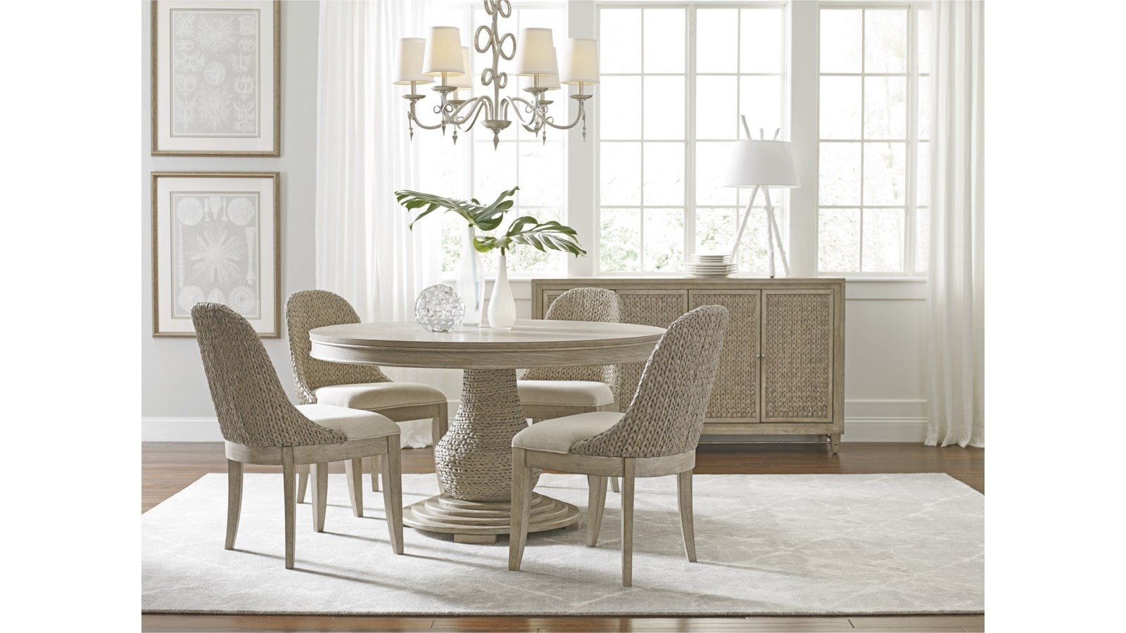 American Drew Vista Largo Round Dining Table