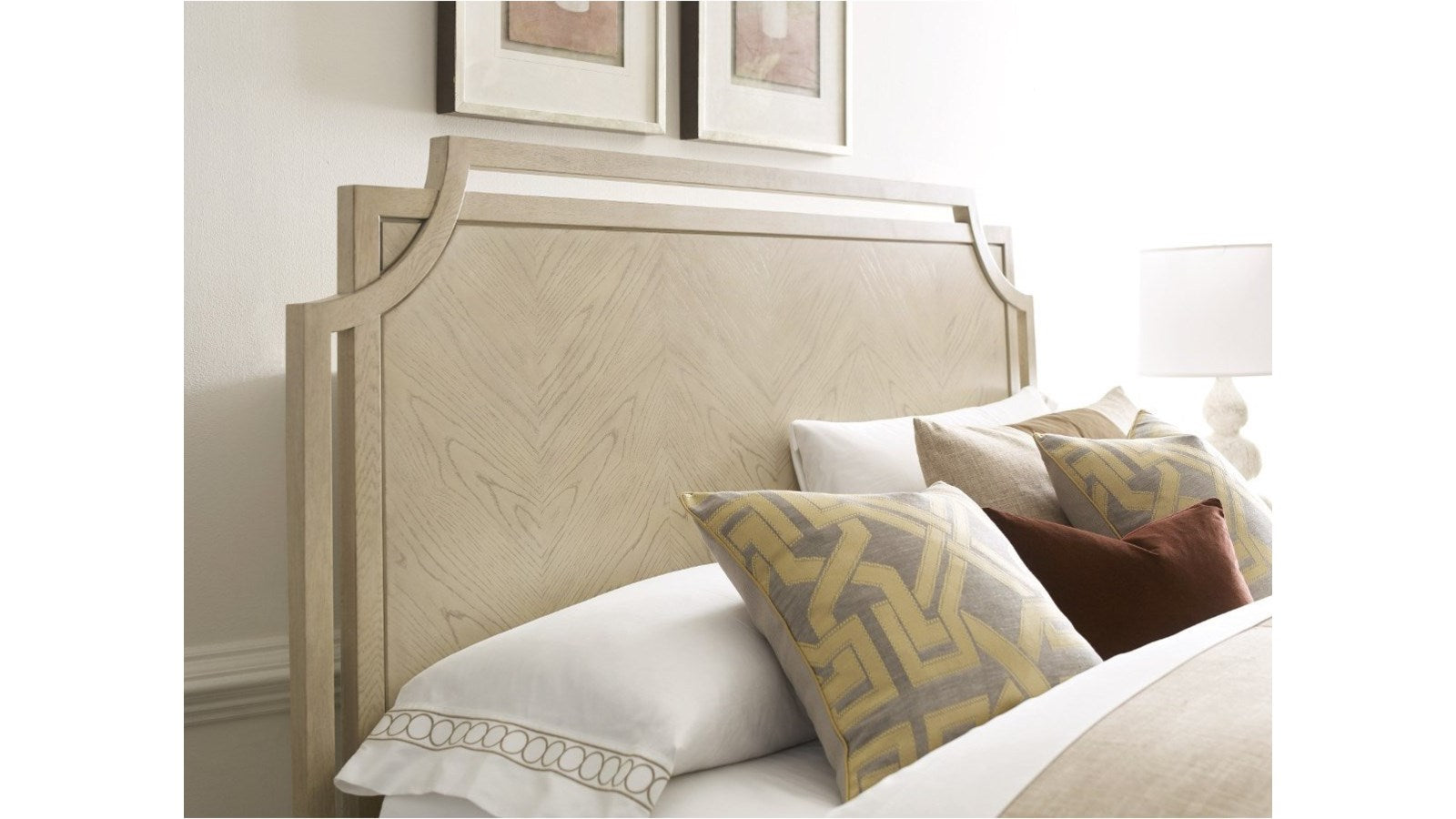 American Drew Lenox Royce Queen Bed