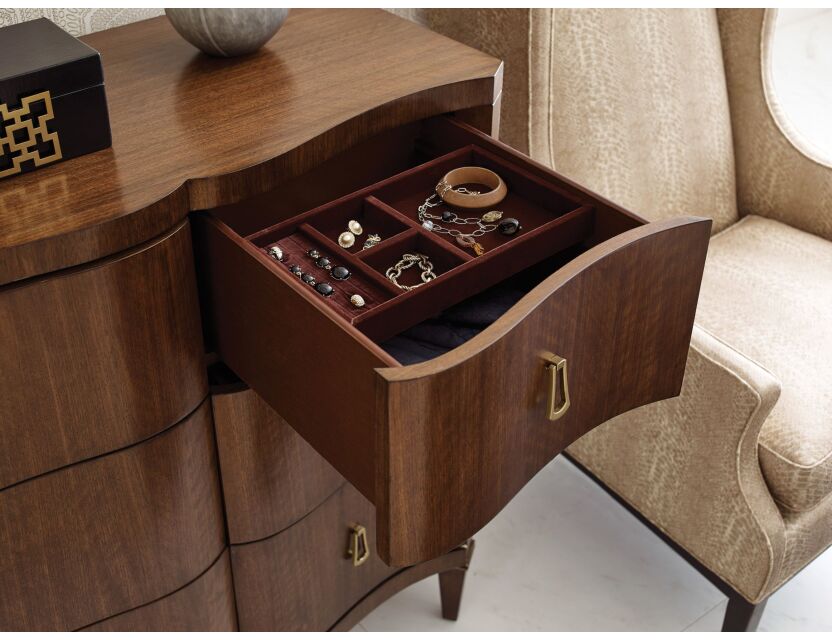 American Drew Vantage Richmond Drawer Dresser
