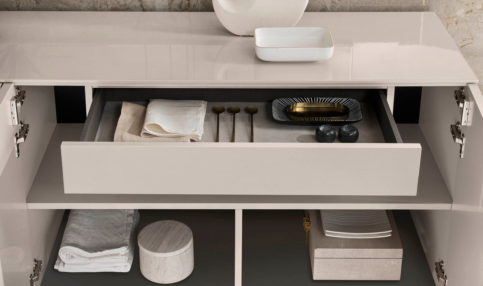 Claire 84" 3-Door Buffet| ALF (+) DA FRE