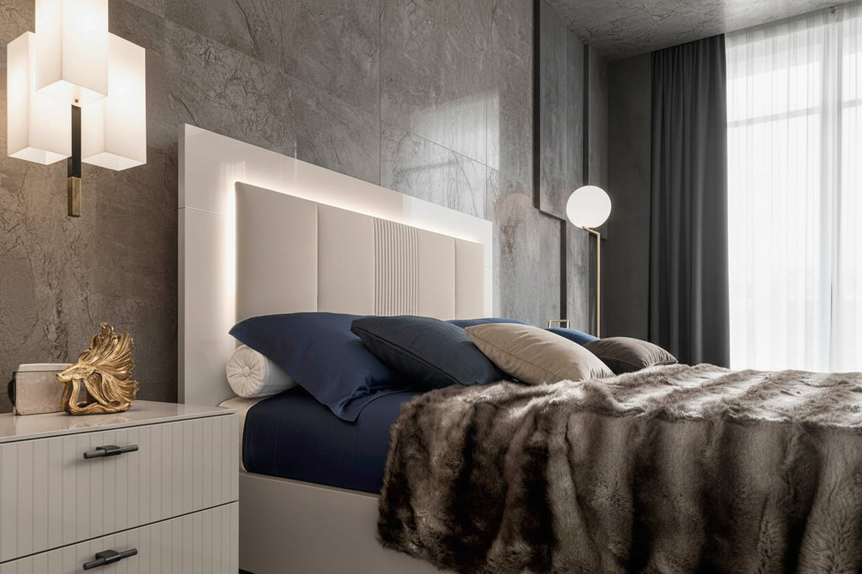 Claire Modern Nightstand