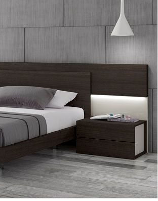 J & M Maia Nightstand, Right