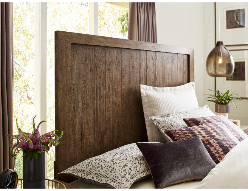 American Drew Trenton Panel Queen Bed Complete