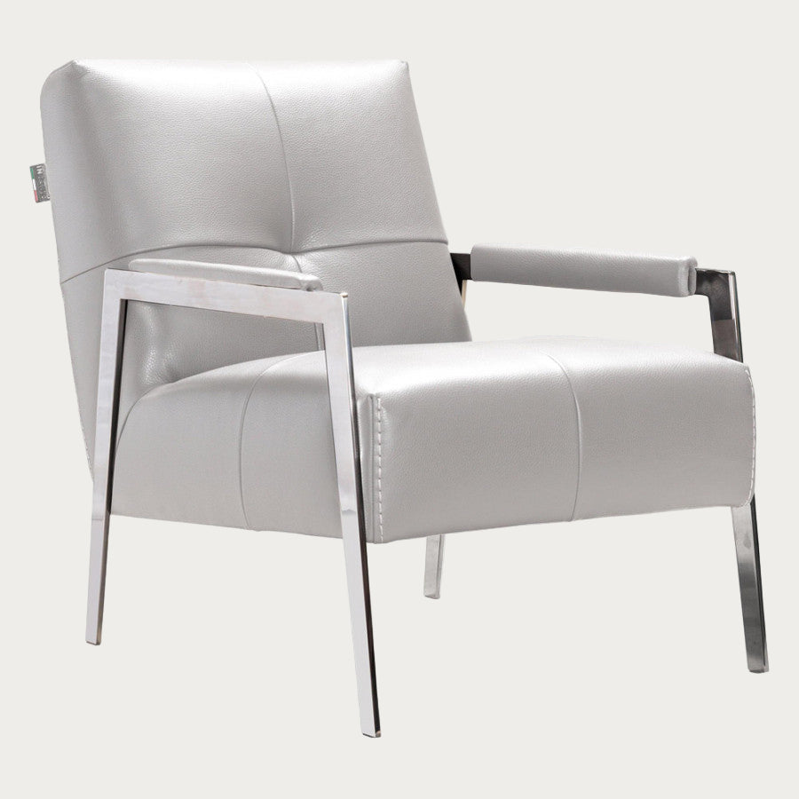 I765 Amrchair in Light Grey Leather