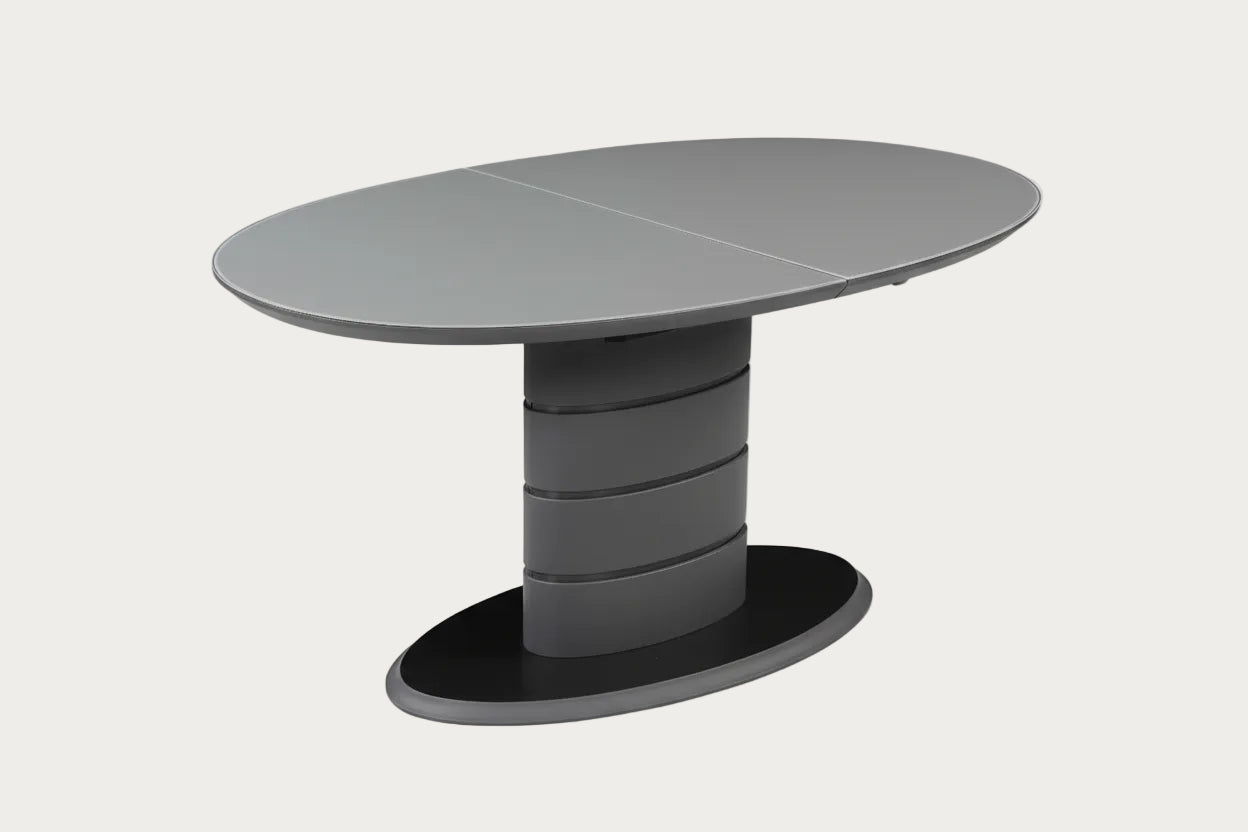 Kendra extendable round table with a unique design