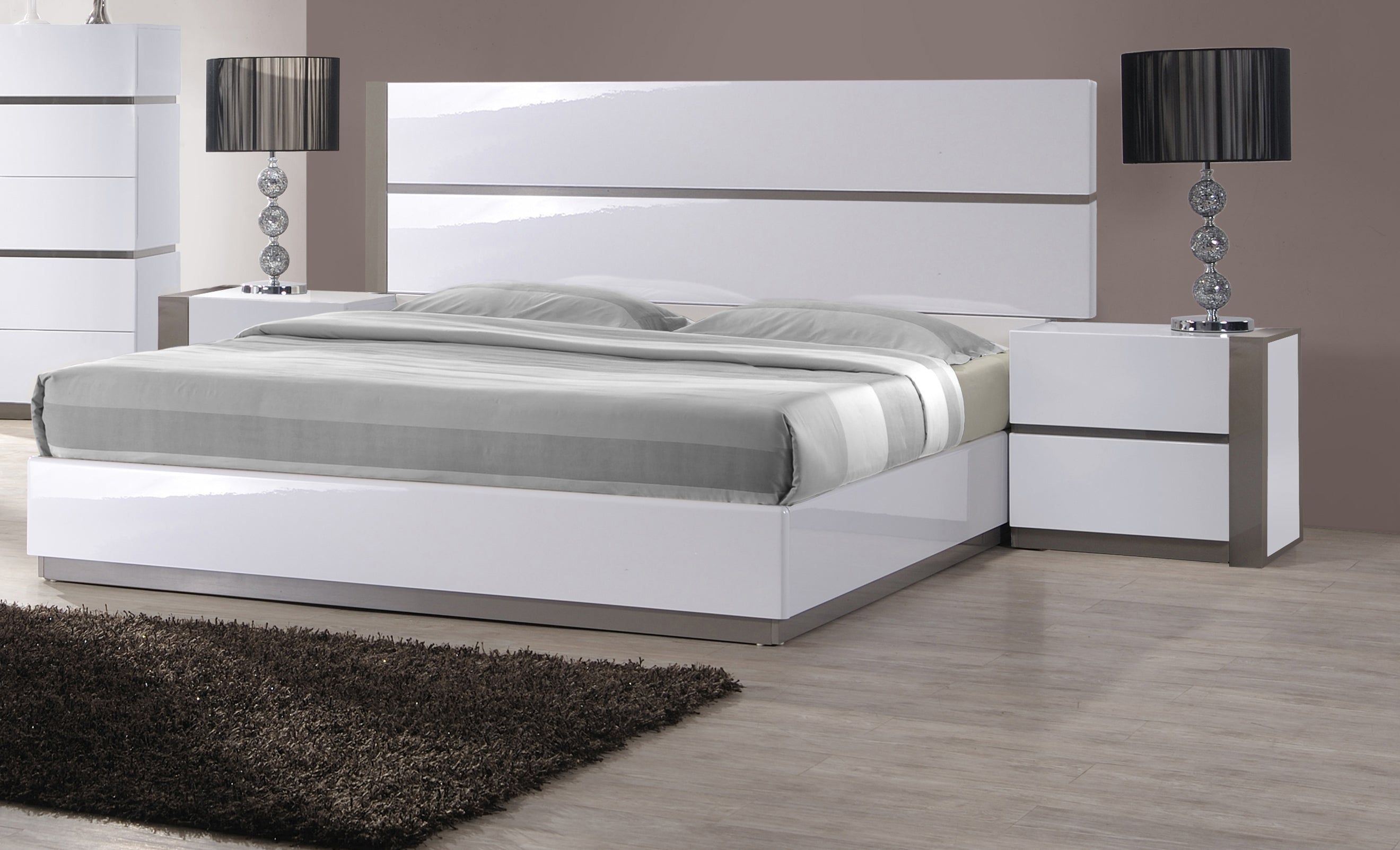 Chintaly Manila Queen Bed