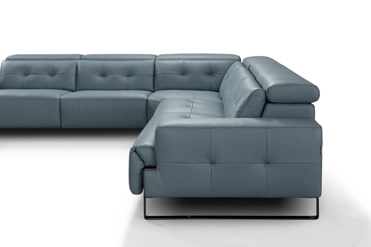 Incanto I772 Leather Sectional with Recliners, Dark Grey