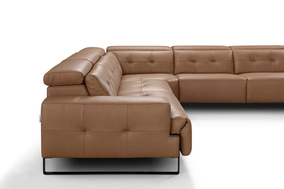 Incanto I772 Leather Sectional with Recliners in Caramel Leather