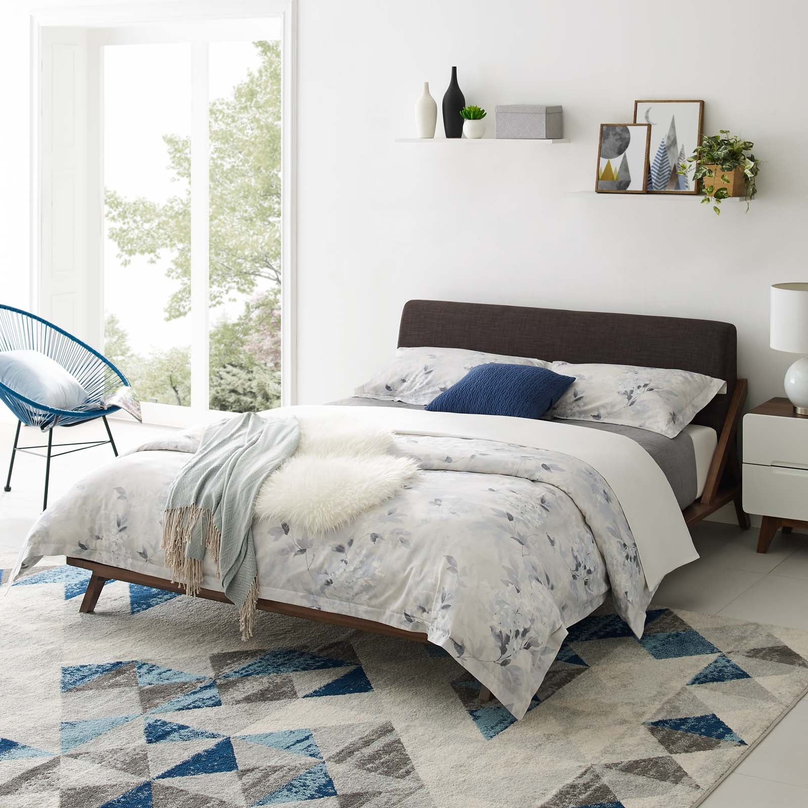 Modway Luella Upholstered Fabric Platform Bed, Queen